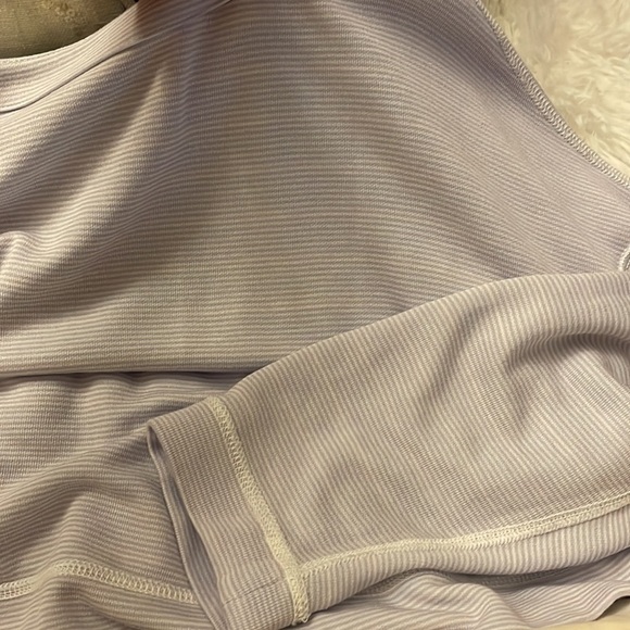 LAND’S END Women’s striped RELAXED FIT  REVERSIBLE TOP.  SIZE LARGE - Picture 16 of 16